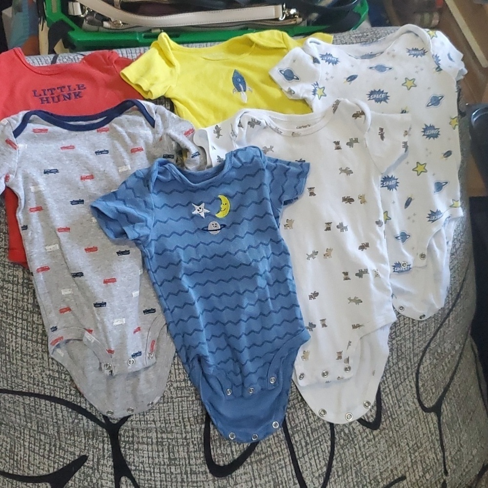 Baby onesies size 12 months